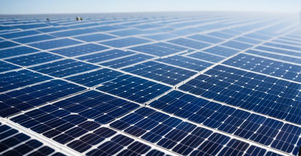 Panneau solaire photovoltaïque : économisez en toute confiance